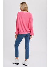 Load image into Gallery viewer, THE AMBER REVERSE SEAM BOUCLE PULLOVER TOP - pink