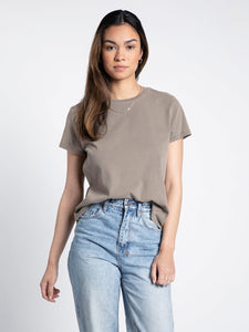 THE ASHER MINERAL WASH PERFECT TEE - olive ash