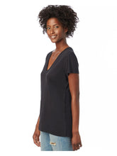 Load image into Gallery viewer, THE BASIC BLACK V NECK TEES